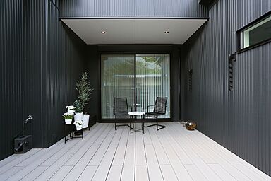 鬼丸ホーム株式会社 福岡支店の施工事例「こだわりの動線とプライベート空間を充実させた平屋」の画像8