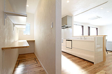 株式会社SAMATAの施工事例「自然の光と風を取り入れる、シンプルライフを叶えた住まい」の画像3