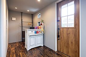 リザーブデザイン株式会社の施工事例「3LDK+店舗 美容室+3LDK」の画像1