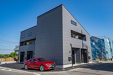 リザーブデザイン株式会社の施工事例「ガレージアパート(5世帯)」の画像1