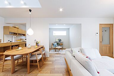 株式会社ロゴスホーム(東北)の施工事例「インテリアが主役の、いまを楽しみ飾る家」の画像3