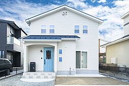 アトラスハウス株式会社の施工事例「猫とハッピーに暮らす三角屋根のお家」の画像