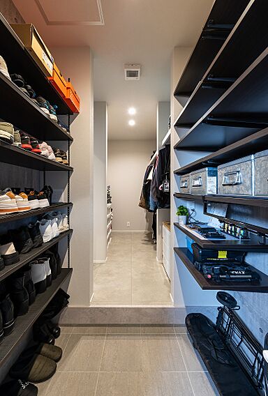 アイデザインホーム株式会社 広島支店の施工事例「大容量の収納と家事ラクを叶える動線の家」の画像5