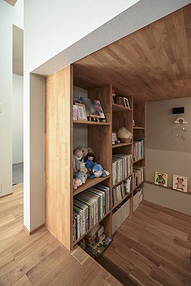 アイデザインホーム株式会社 広島支店の施工事例「家族のこだわりが詰まった箱型ヌックと回遊動線のある家」の画像5