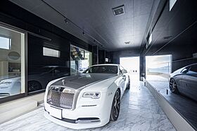 アイデザインホーム株式会社 山陽支社 福山支店の施工事例「ワインセラーとビルトインガレージを備えた 海が一望できるセカンドハウス」の画像2