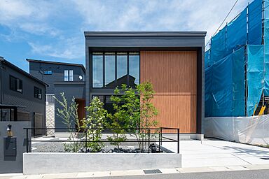 アイデザインホーム株式会社 山陽支社 福山支店の施工事例「28帖の広々LDKと大きな吹抜けで開放感抜群の家」の画像3