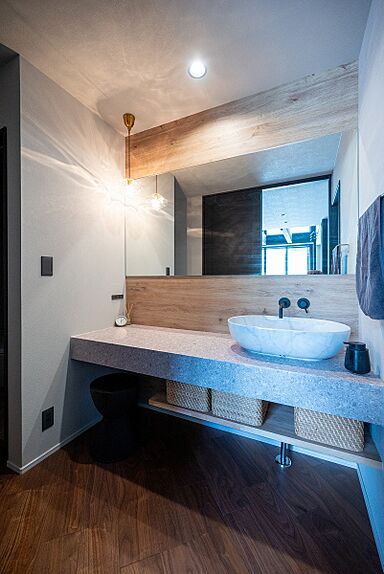 アイデザインホーム株式会社 山陽支社 福山支店の施工事例「28帖の広々LDKと大きな吹抜けで開放感抜群の家」の画像6