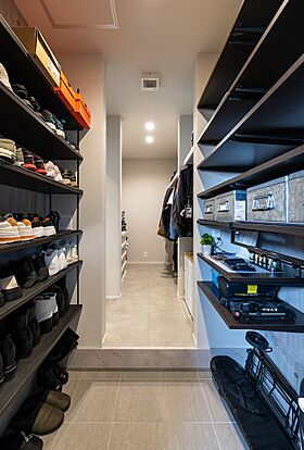 アイデザインホーム株式会社 山陽支社 福山支店の施工事例「大容量の収納と家事ラクを叶える動線の家」の画像5