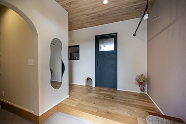 アイデザインホーム株式会社 山陽支社 福山支店の施工事例「愛犬と暮らすピットリビングのあるジャパンディスタイルの家」の画像3