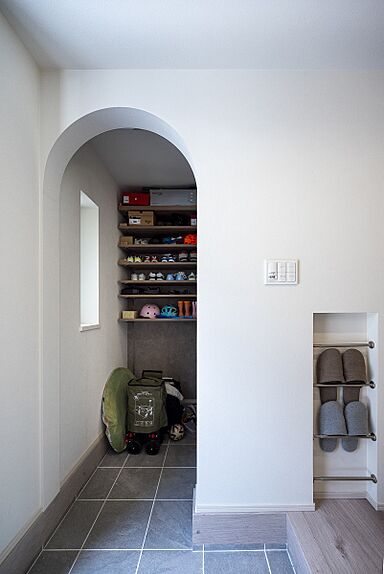 アイデザインホーム株式会社 山陽支社 福山支店の施工事例「小上がりヌックが家族をつなぐ 24坪の敷地に叶えた3階建ての家」の画像4