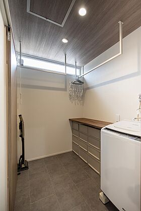 アイデザインホーム株式会社 山陽支社 福山支店の施工事例「小上がりヌックが家族をつなぐ 24坪の敷地に叶えた3階建ての家」の画像6