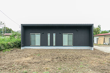 アオイホーム株式会社の施工事例「【スタイリッシュな平屋】那須烏山市」の画像