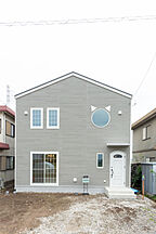 シンプルモダンスタイルの外観 アオイホーム株式会社の事例画像