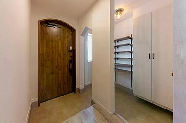 アオイホーム株式会社の施工事例「【自然素材の温もりと可愛いデザインのお家】古河市」の画像1