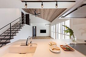 アオイホーム株式会社の施工事例「【片流れガルバ屋根】ブラックを効かせた2階建のお家(鹿沼市)」の画像6