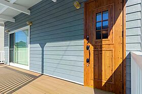 アオイホーム株式会社の施工事例「【サーファーズハウス】カバードポーチのあるお家」の画像2