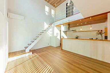 アオイホーム株式会社の施工事例「【サーファーズハウス】カバードポーチのあるお家」の画像4