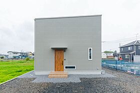 アオイホーム株式会社の施工事例「≪カーテンレスで過ごせる≫2階リビングのお家(小山市)」のメイン画像