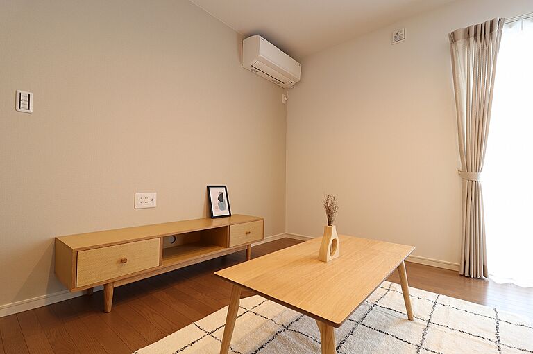 ユニバーサルホーム 八日市店の公式画像_リビング3