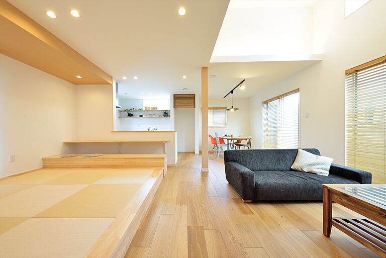 ユニバーサルホーム 八日市店の公式画像_リビング2