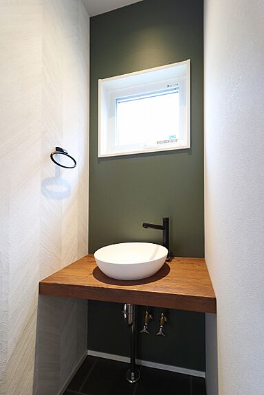 ユニバーサルホーム津店 【ユニバーサルホーム加盟法人上棟ランキング25年連続1位】の施工事例「【平屋/3LDK】家族の暮らしに寄り添う平屋の住まい。」の画像7