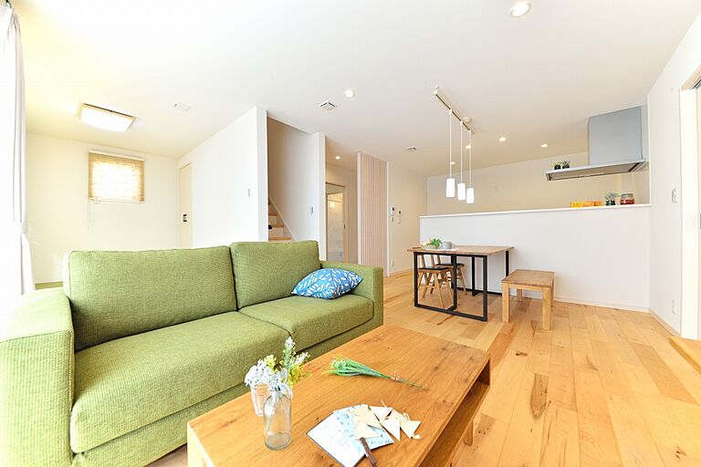 ユニバーサルホーム津店 【ユニバーサルホーム加盟法人上棟ランキング25年連続1位】の公式画像_リビング3