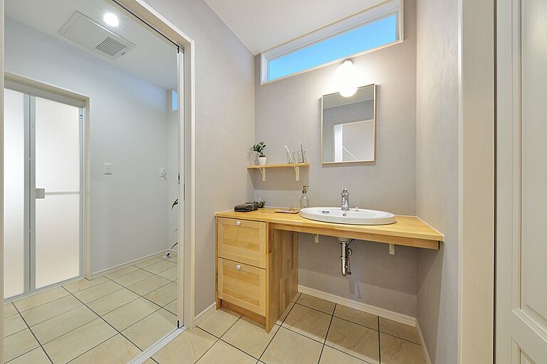 ユニバーサルホーム津店 【ユニバーサルホーム加盟法人上棟ランキング25年連続1位】の公式画像_洗面8