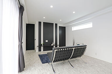 ヘルシーホームの施工事例「モノトーンのカッコいい家」の画像2