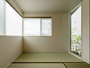 ヘルシーホームの施工事例「坪庭のあるシンプルモダンの家」の画像3