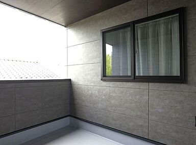 ヘルシーホームの施工事例「生活空間にこだわったグレートーンの家」の画像4