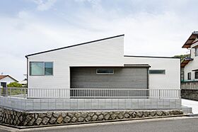 ヘルシーホームの施工事例「光と風が通る、家事動線にこだわった平屋の新築住宅」のメイン画像