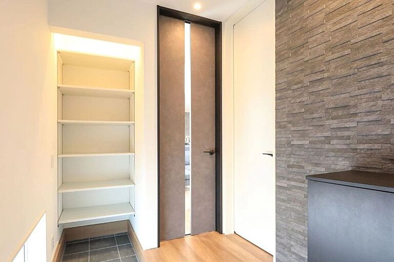 ヘルシーホームの公式画像_玄関2