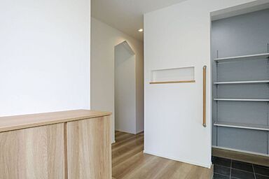 ヘルシーホームの施工事例「木のぬくもりに包まれて、家族の時間がほどけていく家」の画像1