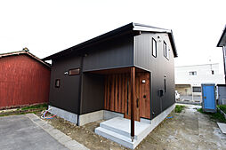 無垢ハウスの施工事例「1.5階建て猫と暮らす家」の画像