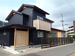 やすら木ほーむ 五藤社寺建設株式会社の施工事例「ウッドデッキからいろんな部屋に移動できる間取り。」の画像