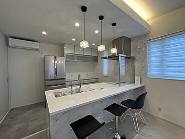 チェックハウス+長野東信(池田建設)【佐久平スタジオ】の施工事例「白を基調とした家」の画像