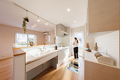 チェックハウス+長野東信(池田建設)【佐久平スタジオ】の施工事例「36坪 4LDK 掘りごたつのある家」の画像4