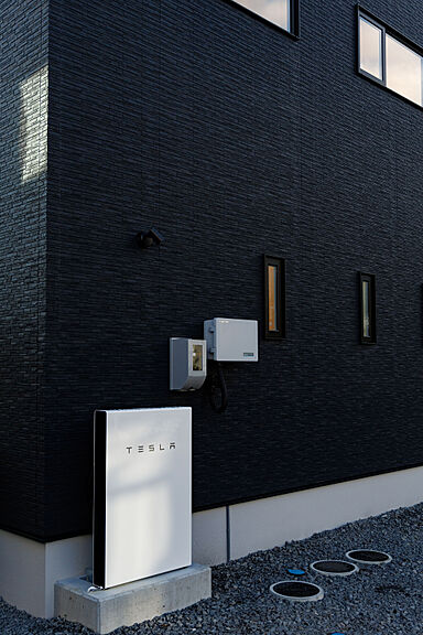 チェックハウス+長野東信(池田建設)【上田スタジオ】の施工事例「考えられた4LLDK30坪の2階建」の画像1