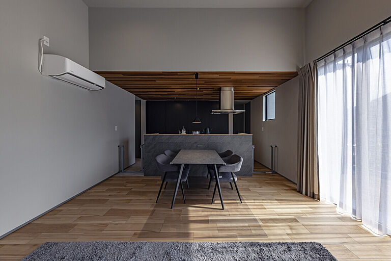 チェックハウス+長野東信(池田建設)【佐久平スタジオ】の公式画像_リビング4