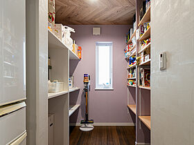 三陽工務店の施工事例「【シアタールーム/高性能】ワインセラー×11chiサラウンドシアター完備の邸宅」の画像6