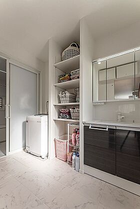 松本住宅展示場「テクノストラクチャー」/TOHO KENKO design studioの施工事例「須坂市・41坪・二世帯住宅・全館空調|三世代家族が住むセカンドリビングのある家」の画像5