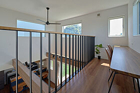 松本住宅展示場「テクノストラクチャー」/TOHO KENKO design studioの施工事例「【塩尻市/37坪】 吹抜けのある カジュアルヴィンテージの家」の画像3