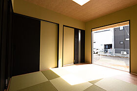 松本住宅展示場「テクノストラクチャー」/TOHO KENKO design studioの施工事例「【松本市/44.83坪】和と洋が上品に調和する家」の画像3