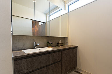 東邦建工株式会社の施工事例「【上水内郡飯綱町/35坪】“眺めを暮らしの一部に”設計士のひと言が叶えた住まい」の画像3