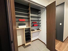 有限会社アンザイ工務所の施工事例「大きい窓や高い天井 開放感のある家」の画像1