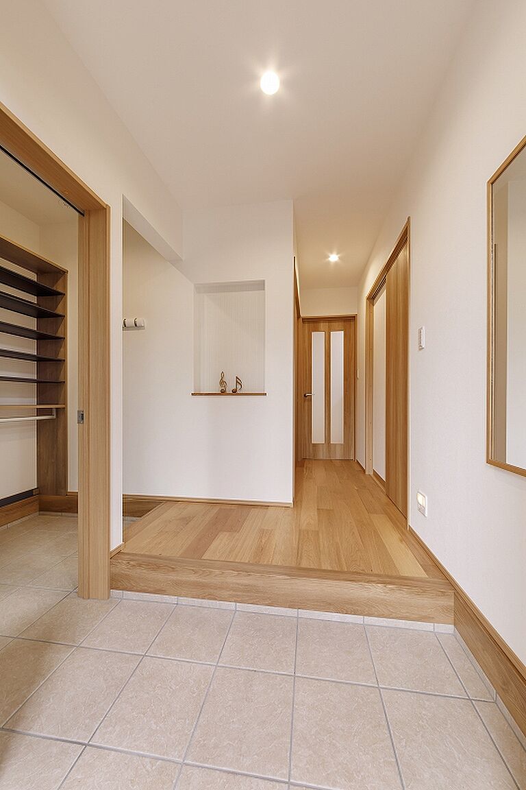 株式会社 芹工務店の公式画像_玄関9