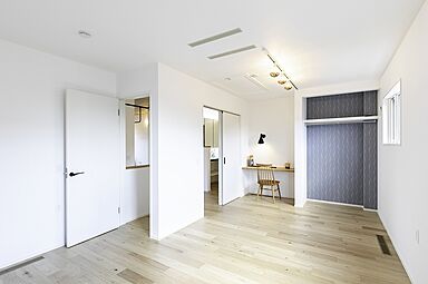 株式会社 芹工務店の施工事例「漆喰壁に全館空調 HEAT20G2グレードの住まい」の画像7