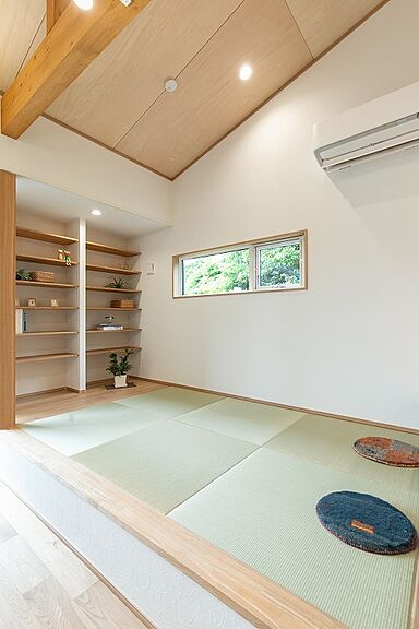 株式会社 芹工務店の施工事例「塗り壁で仕上げた 子育て世代の平屋」の画像2