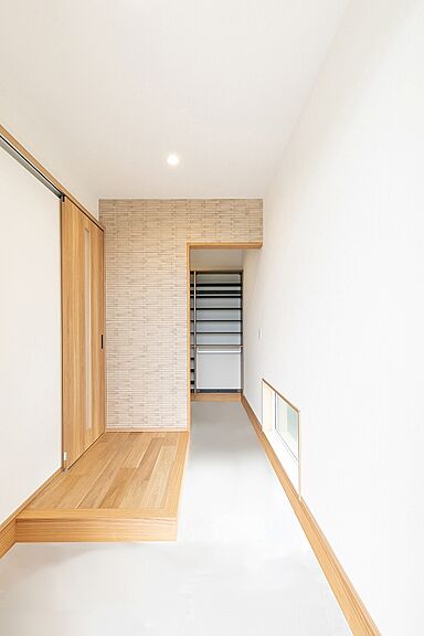 株式会社 芹工務店の施工事例「塗り壁で仕上げた 子育て世代の平屋」の画像9