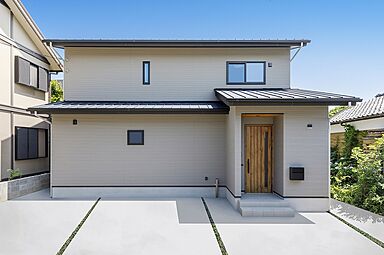 株式会社 芹工務店の施工事例「太陽光を搭載し家事動線にこだわった 環境と家事にやさしい住まい」の画像9